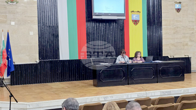 Девет абитуриенти без родители или с един родител ще получат финансова помощ от Община Генерал Тошево