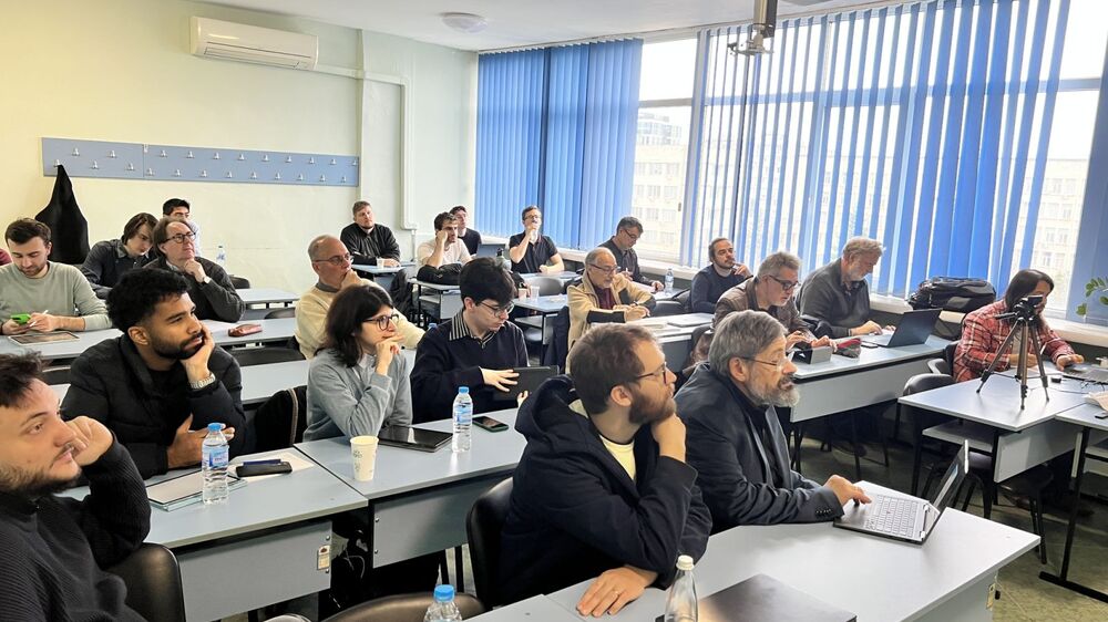 Млади учени от 16 държави привлече Международният център по математически науки към БАН