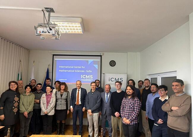  Млади учени от 16 държави привлече Международният център по математически науки към БАН, който бе посетен от министъра в оставка Красимир Вълчев