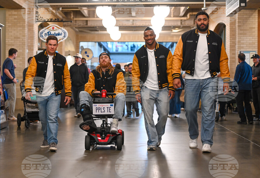 Marriott Bonvoy and Adam Devine Super Bowl Pop-Up Musical Perfor