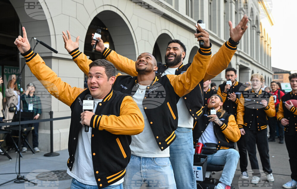 Marriott Bonvoy and Adam Devine Super Bowl Pop-Up Musical Perfor