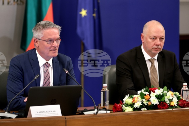 Outgoing PM Zhelyazkov: Bulgaria's Push for OECD Membership Key Economic, Political Goal