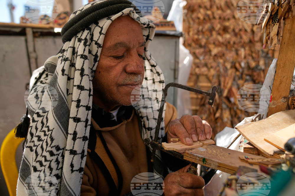 Israel Palestinians Artisan