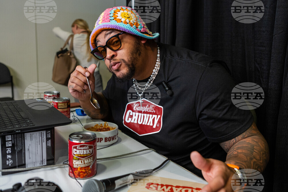 Chunky Soup Radio Row