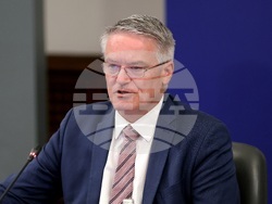 Министерски съвет - ОИСР - икономическо проучване - резултати