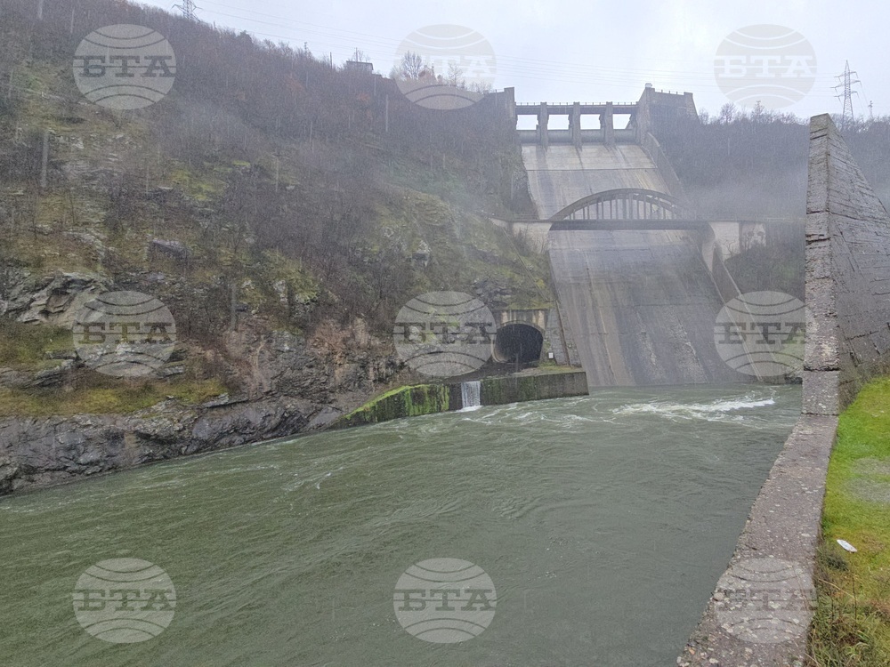Планира се отваряне на преливниците на двата големи язовира в Кърджалийско при запазване интензитета на валежите в региона