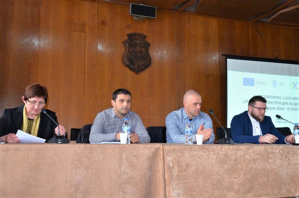 Община Видин: Първа копка по проект „Основна реконструкция на централна пешеходна зона - IV етап“ във Видин 