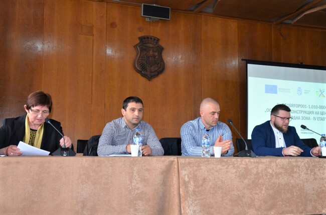 Община Видин: Първа копка по проект „Основна реконструкция на централна пешеходна зона - IV етап“ във Видин 