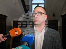 Свищов - Районен съд - насилие над животни - дело