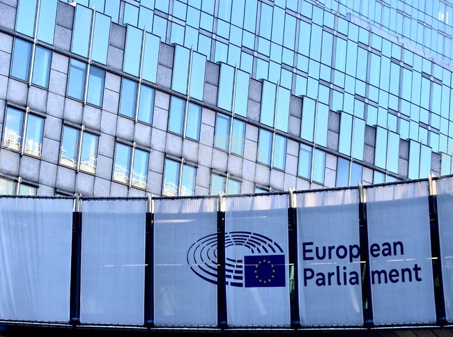 Евродепутатите ще гласуват следващата седмица списъка на "сигурните" страни, чиито граждани не могат да получат закрила в ЕС