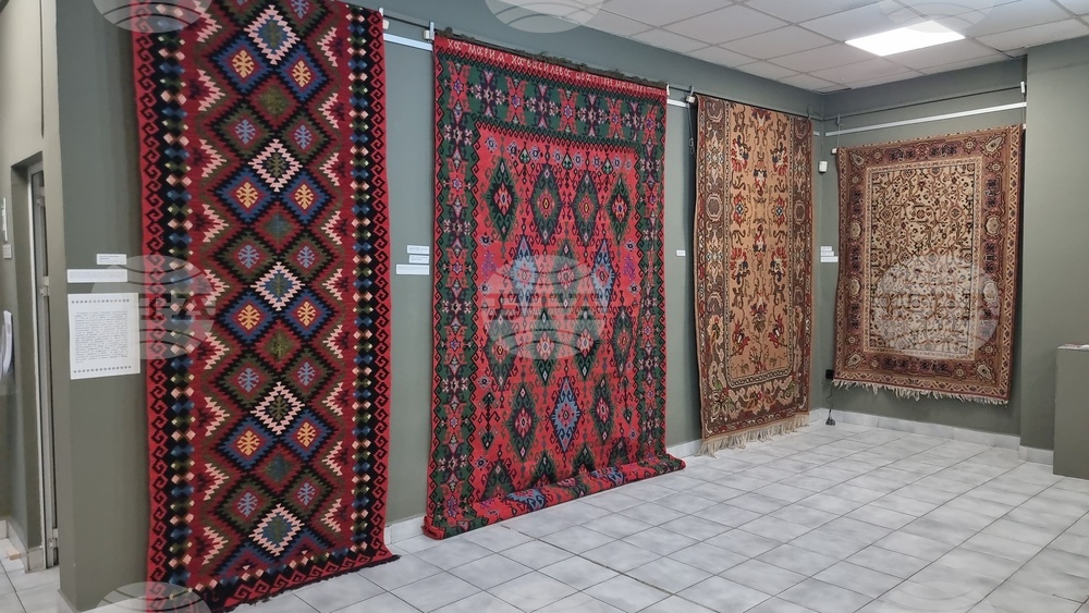 Стара Загора - изложба - котленски килими