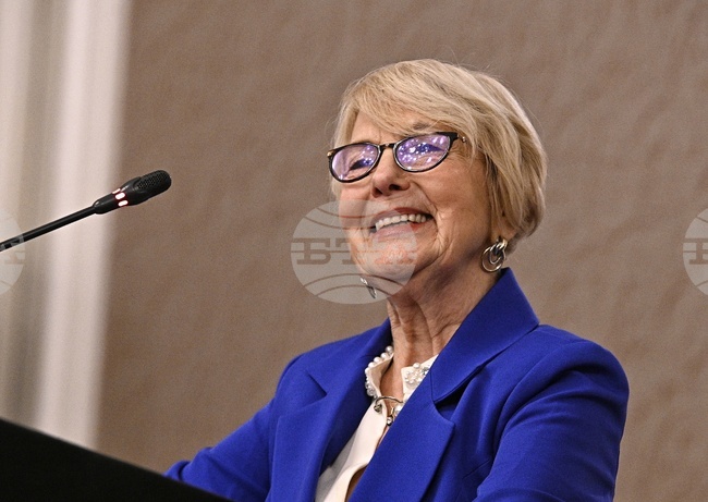 Нахиде Дениз - книга „440 дни. Ататюрк в България“ - представяне