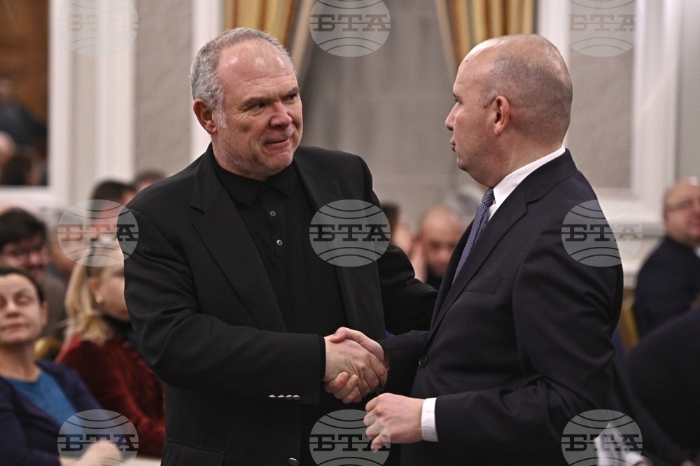 Нахиде Дениз - книга „440 дни. Ататюрк в България“ - разговор