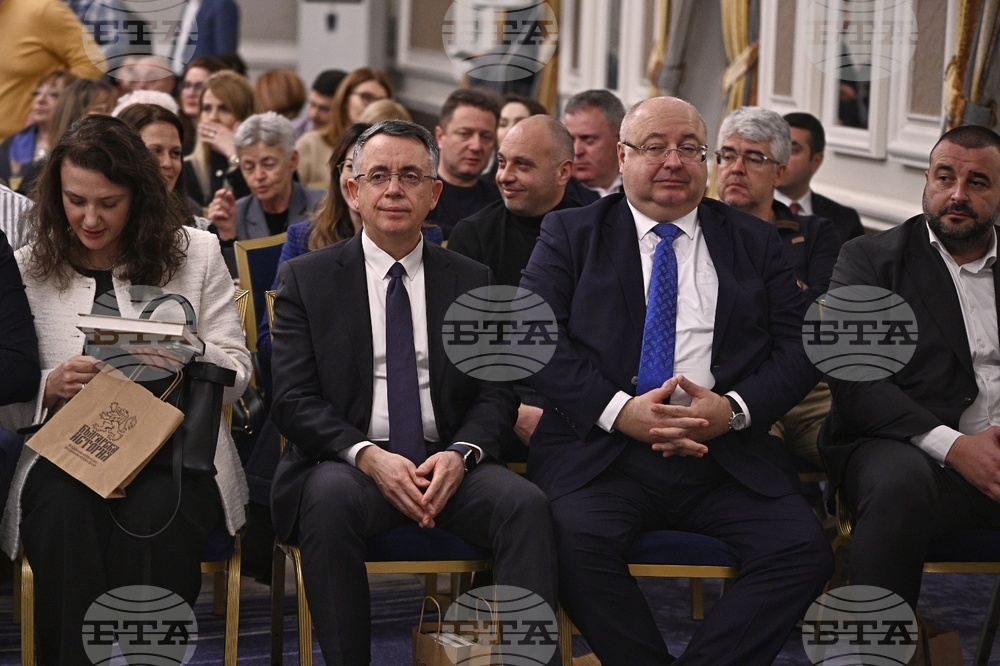 Нахиде Дениз - книга „440 дни. Ататюрк в България“ - разговор