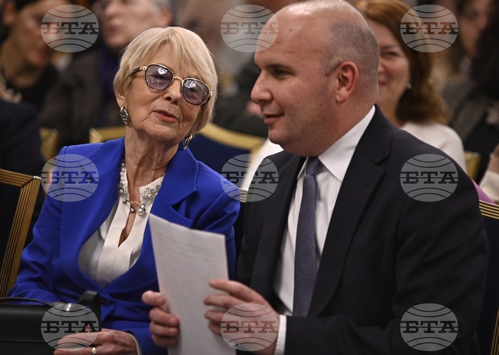 Нахиде Дениз - книга „440 дни. Ататюрк в България“ - разговор