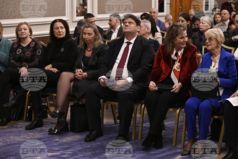 Нахиде Дениз - книга „440 дни. Ататюрк в България“ - разговор