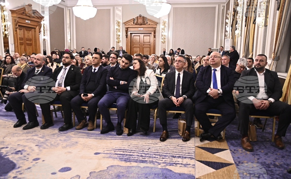 Нахиде Дениз - книга „440 дни. Ататюрк в България“ - разговор