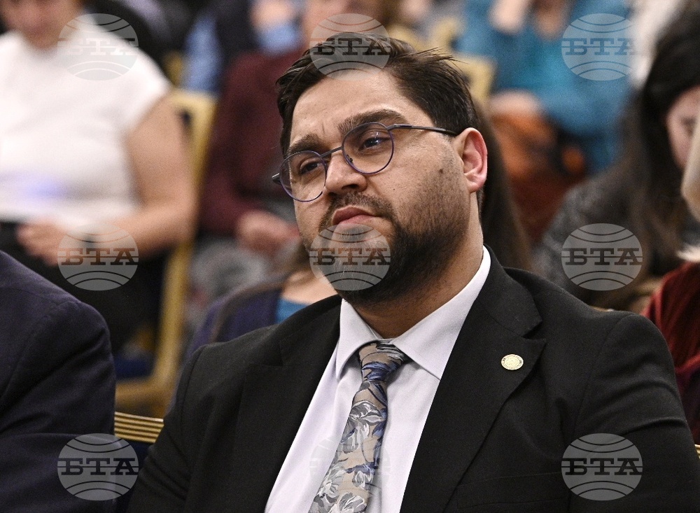 Нахиде Дениз - книга „440 дни. Ататюрк в България“ - разговор