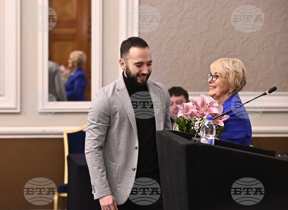 Нахиде Дениз - книга „440 дни. Ататюрк в България“ - разговор