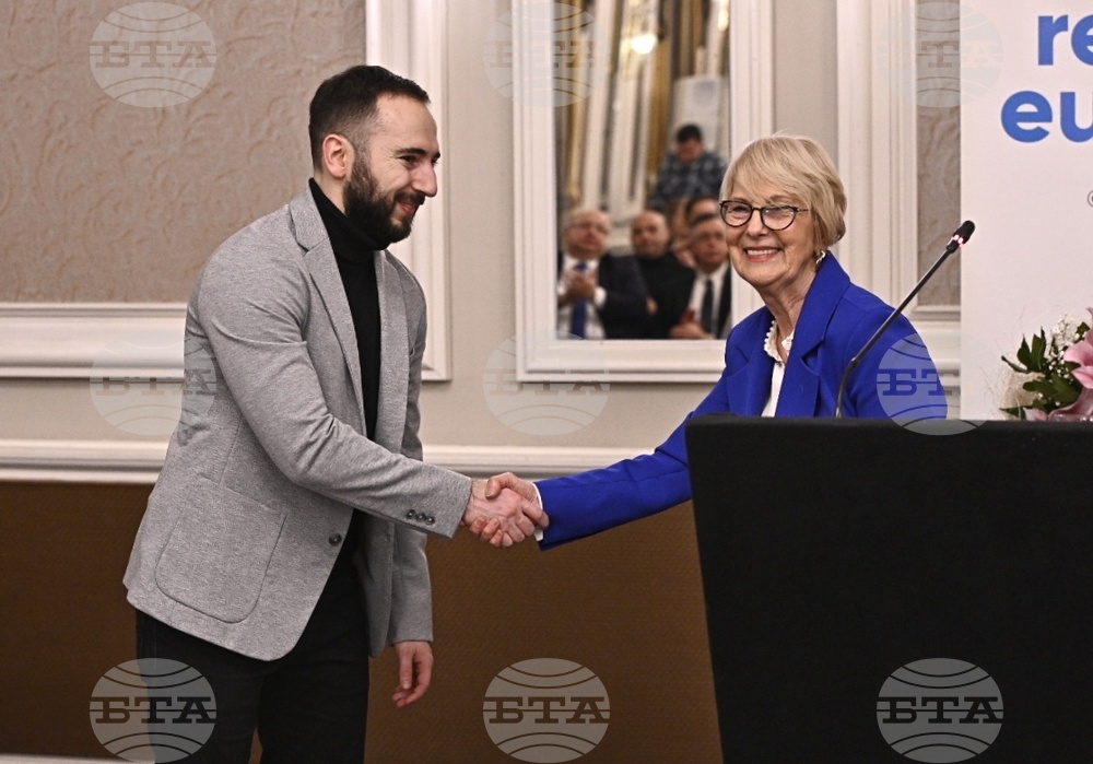 Нахиде Дениз - книга „440 дни. Ататюрк в България“ - разговор