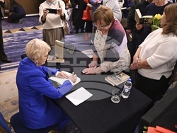 Нахиде Дениз - книга „440 дни. Ататюрк в България“ - разговор