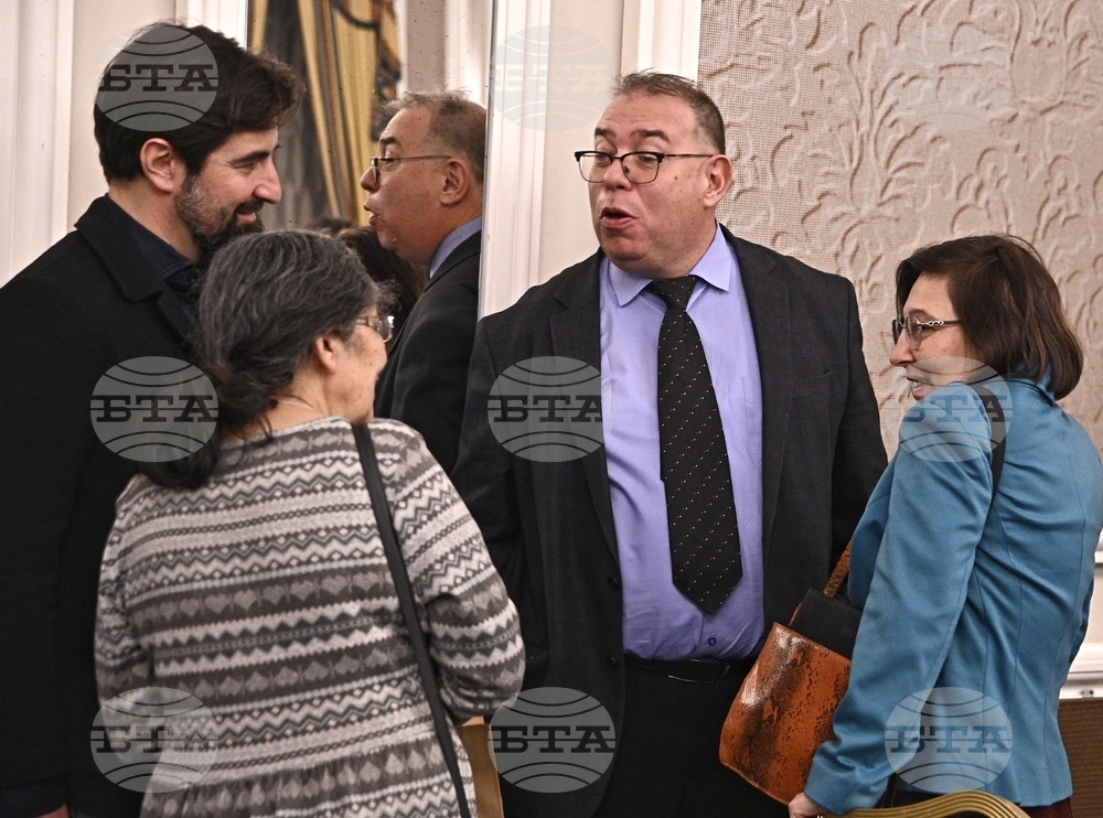 Нахиде Дениз - книга „440 дни. Ататюрк в България“ - разговор