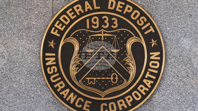 В САЩ облекчават изискванията за капиталови резерви на банките