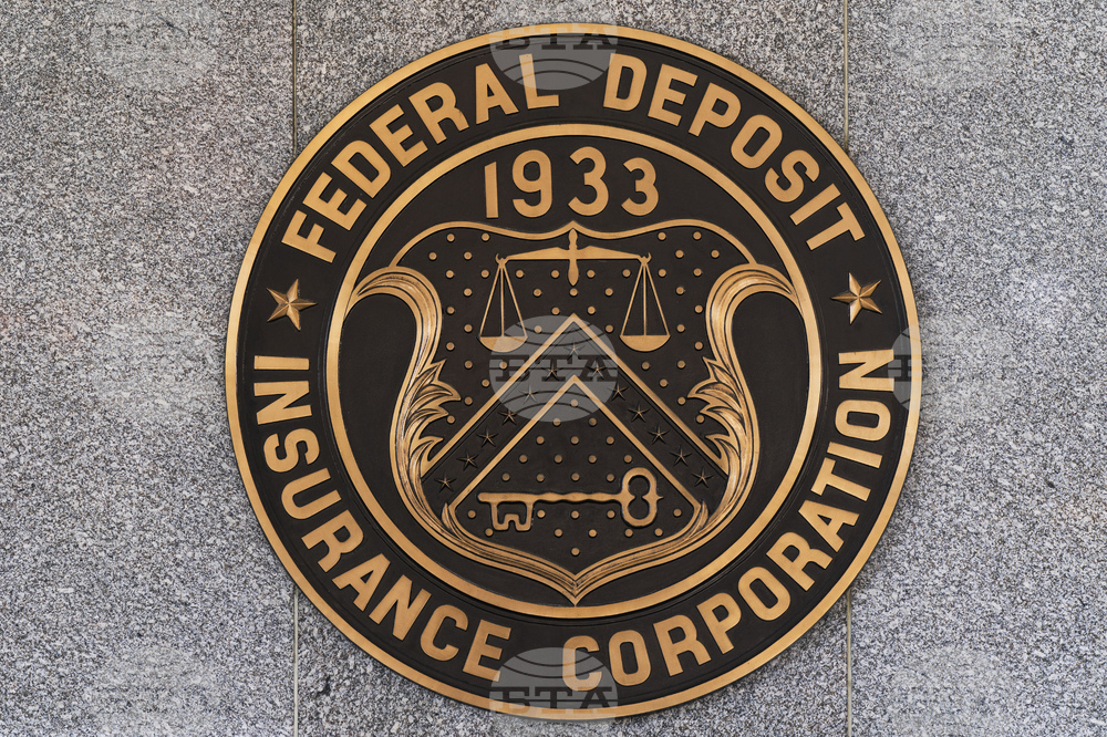 В САЩ облекчават изискванията за капиталови резерви на банките