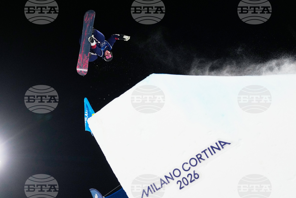 APTOPIX Milan Cortina Olympics Snowboard