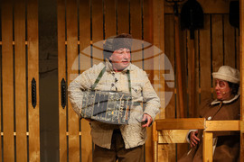 Бургас - театър - "Съвсем проста история"