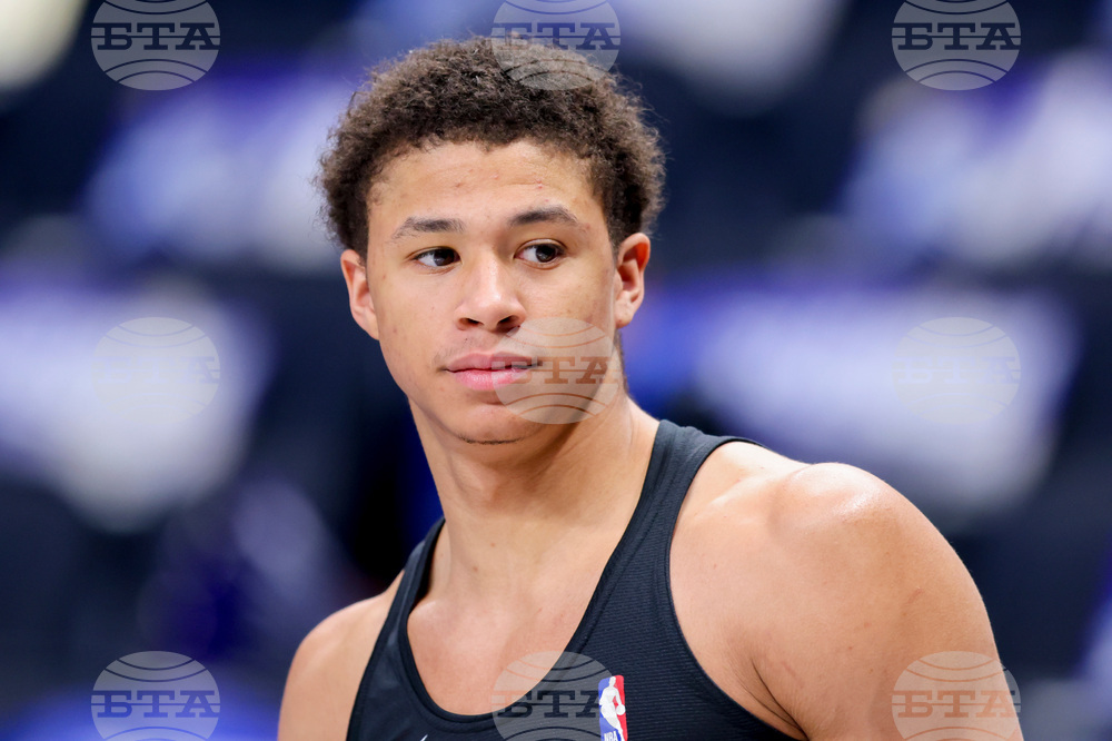 Spurs Mavericks Basketball