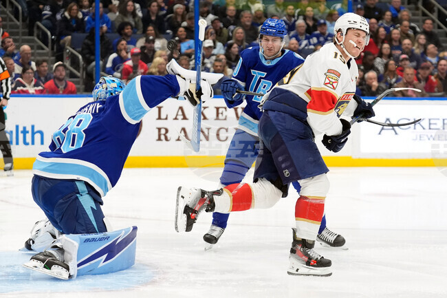 Panthers Lightning Hockey