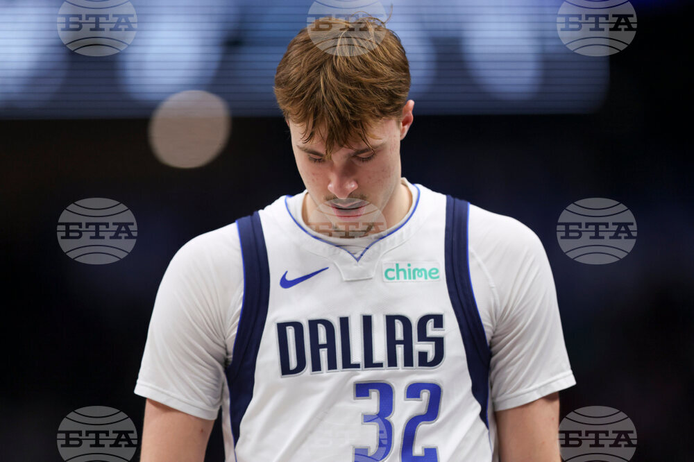 Spurs Mavericks Basketball