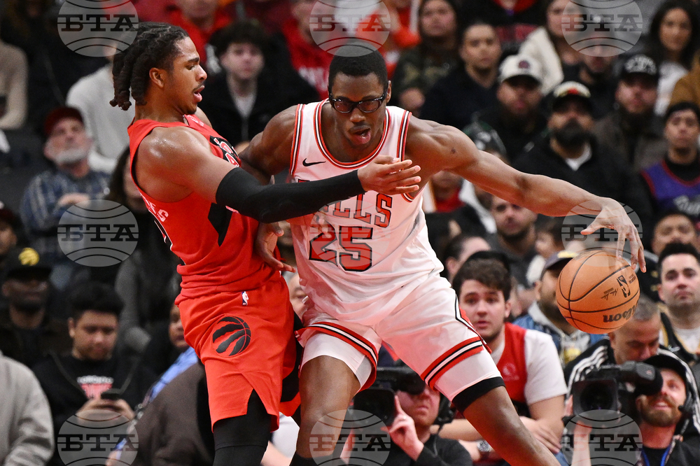 Bulls Raptors Basketball