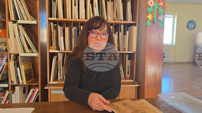 Проф. Стефан Ватев, от чието рождение се навършват 160 г., е образец за възрожденски интелектуалец, каза Светлана Петрова от библиотеката в Ловеч