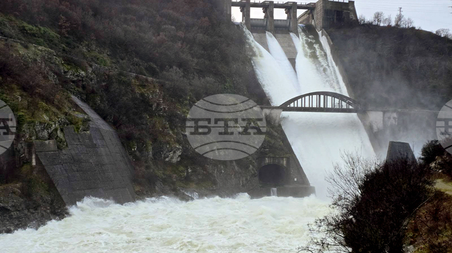 Запазва се нивото на запълване на комплексните и значими язовири до 80% от общия обем, съобщиха от екоминистерството