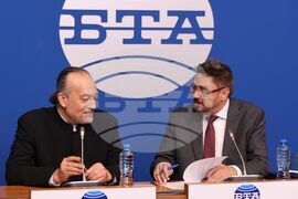 БТА - Национален пресклуб - договор - подписване