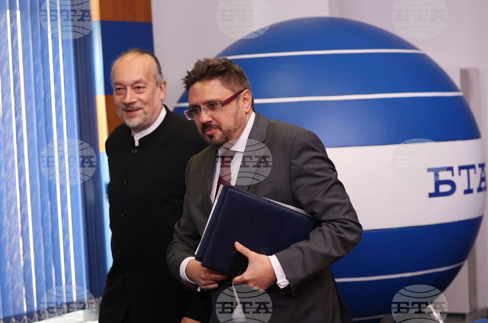 БТА - Национален пресклуб - договор - подписване