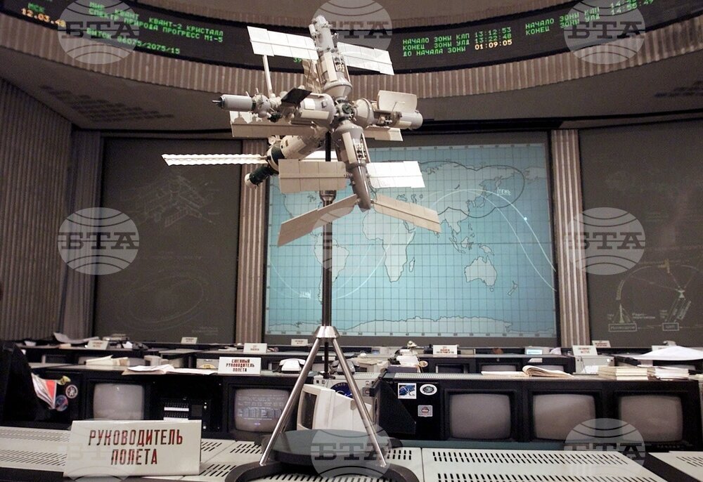 Останките на съветската космическа станция „Салют-7“ падат преди 35 години в аржентинските Анди