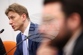 Публична дискусия на тема „Конкурентен бизнес”