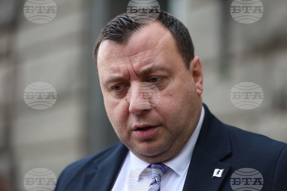 Петър Петров - брифинг