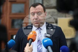 Петър Петров - брифинг