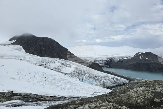 Antarctica - 34th Bulgarian Antarctic Expedition - St Kliment Ohridski base