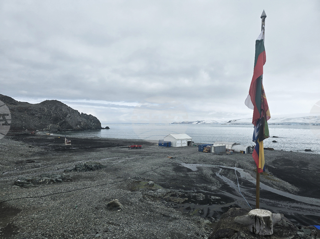 Antarctica - Livingston Island - View