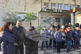 Сандански - протест в защита на шофьора, участвал в катастрофата край Телиш