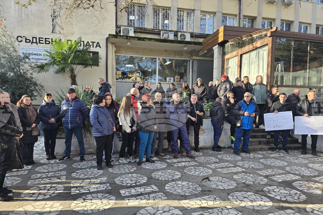 Сандански - протест в защита на шофьора, участвал в катастрофата край Телиш