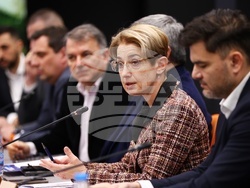 Публична дискусия на тема „Конкурентен бизнес”