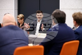 Публична дискусия на тема „Конкурентен бизнес”