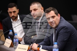 Публична дискусия на тема „Конкурентен бизнес”