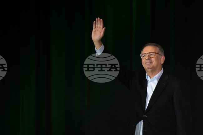 Социалистът Антонио Жозе Сегуро печели убедително пред крайнодесния Андре Вентура на президентските избори в Португалия, сочат екзит половете